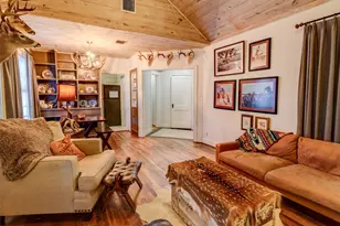 440 W Brazos Ave, West Columbia, TX 77486 - Photo 7