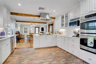 734 W 21st St, Houston, TX 77008 - Photo 7