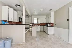 721 County Rd 239, Bay City, TX 77414 - Photo 5