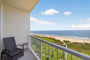 1401 E Beach Dr, Galveston, TX 77550 - Photo 11