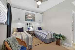 1401 E Beach Dr, Galveston, TX 77550 - Photo 27