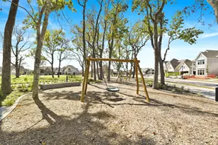 11915 S Pavillion Dr, Mont Belvieu, TX 77523 - Photo 47