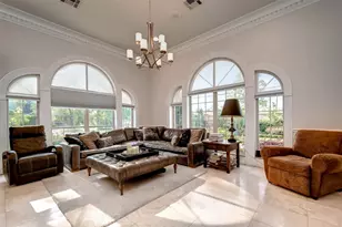 12445 Memorial Dr, Houston, TX 77024 - Photo 17