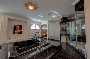 12445 Memorial Dr, Houston, TX 77024 - Photo 29