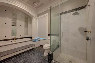 12445 Memorial Dr, Houston, TX 77024 - Photo 35