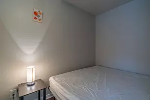 5742 Schevers St, Houston, TX 77033 - Photo 21