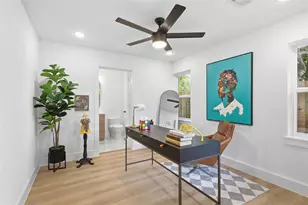 316 Walthall Dr, Houston, TX 77022 - Photo 5