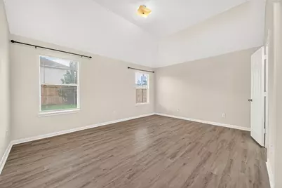 6551 Holly Cove Lane, Katy, TX 77449 - Photo 11