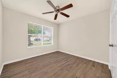 6551 Holly Cove Lane, Katy, TX 77449 - Photo 7