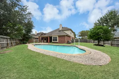 214 Willards Way, Stafford, TX 77477 - Photo 9