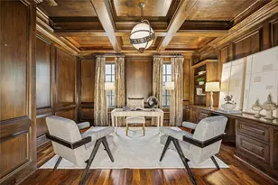 3749 Olympia Dr, Houston, TX 77019 - Photo 9