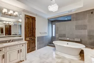 3749 Olympia Dr, Houston, TX 77019 - Photo 23