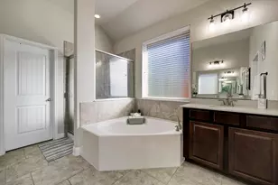 5215 Baroness Ln, Katy, TX 77493 - Photo 19