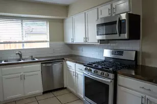 19526 Leaning Timbers Dr, Humble, TX 77346 - Photo 7