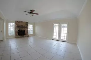 19526 Leaning Timbers Dr, Humble, TX 77346 - Photo 9