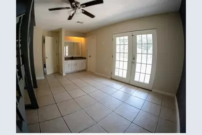 19526 Leaning Timbers Drive, Humble, TX 77346 - Photo 11