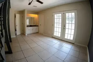 19526 Leaning Timbers Dr, Humble, TX 77346 - Photo 11