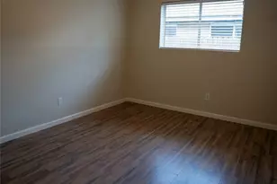 19526 Leaning Timbers Dr, Humble, TX 77346 - Photo 9
