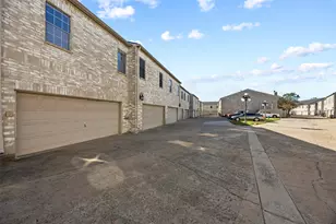 3218 Holly Hall St, Houston, TX 77054 - Photo 23