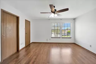 17271 Saturn Ln, Houston, TX 77058 - Photo 15