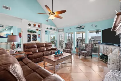 45 Dolphin Street, Bayou Vista, TX 77563 - Photo 13