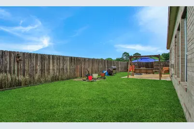 2410 Avalon Trace Lane, Pearland, TX 77581 - Photo 39