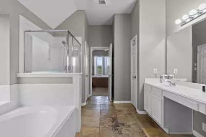 2410 Avalon Trace Lane, Pearland, TX 77581 - Photo 29