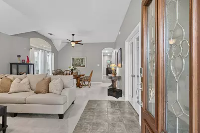 2410 Avalon Trace Lane, Pearland, TX 77581 - Photo 7