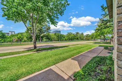 770 Memorial Mews Street #B, Houston, TX 77079 - Photo 11