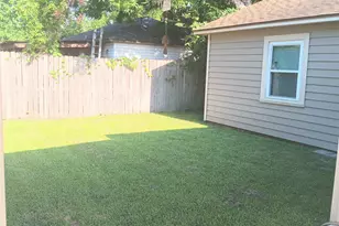 8913 Linda Vista Rd, Houston, TX 77078 - Photo 17