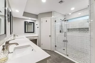 5210 Three Oaks Circle, Houston, TX 77069 - Photo 15