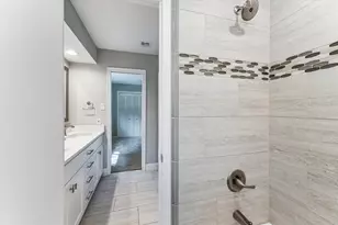 5210 3 Oaks Cir, Houston, TX 77069 - Photo 23
