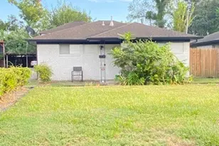 222 Caplin St, Houston, TX 77022 - Photo 15