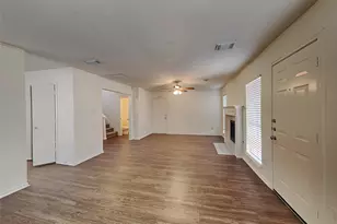 1103 Lochmoor Ln, Pearland, TX 77581 - Photo 5