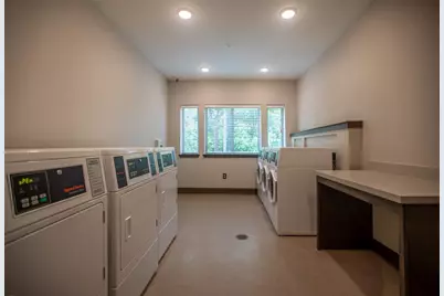 1515 Roosevelt Avenue #100, San Antonio, TX 78210 - Photo 5