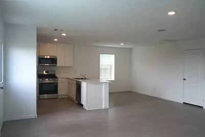 7614 Barcelona Springs, Richmond, TX 77469 - Photo 11