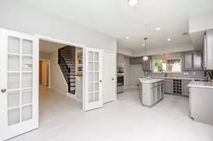 1002 Meadowlark Ln, Sugar Land, TX 77478 - Photo 7