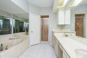 1002 Meadowlark Ln, Sugar Land, TX 77478 - Photo 19
