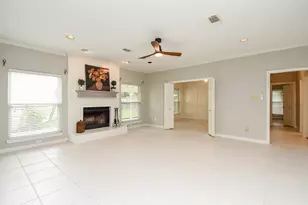 1002 Meadowlark Ln, Sugar Land, TX 77478 - Photo 27
