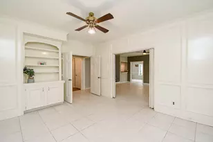 1002 Meadowlark Ln, Sugar Land, TX 77478 - Photo 25