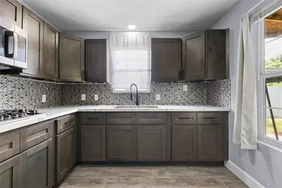 7508 Glass Street, Houston, TX 77016 - Photo 9