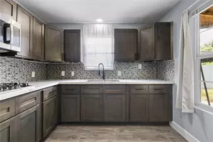 7508 Glass St, Houston, TX 77016 - Photo 9