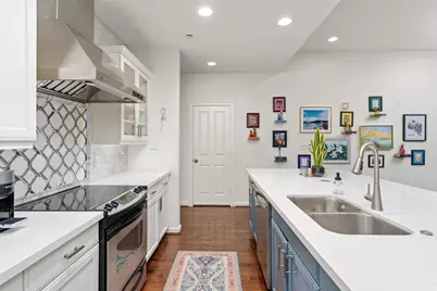 914 Main Street #1008, Houston, TX 77002 - Photo 11