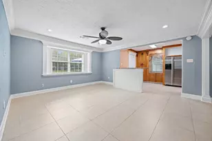 6742 Dusty Ln, Conroe, TX 77306 - Photo 9