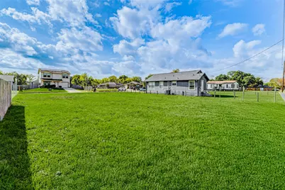 12 Becca Court, Brookshire, TX 77423 - Photo 5