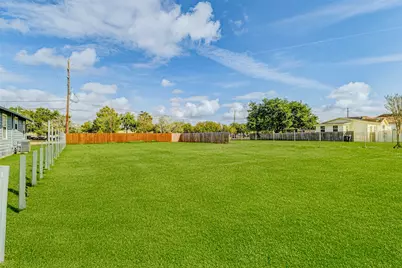 12 Becca Court, Brookshire, TX 77423 - Photo 3