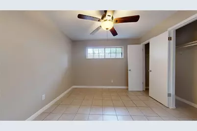 5017 Mallow Street, Houston, TX 77033 - Photo 29