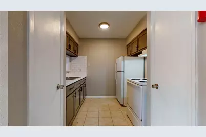 5017 Mallow Street, Houston, TX 77033 - Photo 17