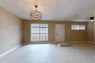 5017 Mallow St, Houston, TX 77033 - Photo 15