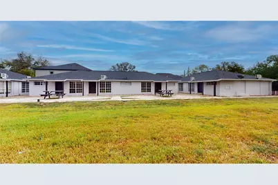 5017 Mallow Street, Houston, TX 77033 - Photo 9